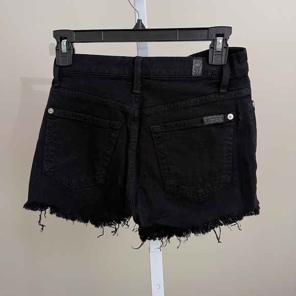 7 for all mankind shorts - Picture 2 of 8